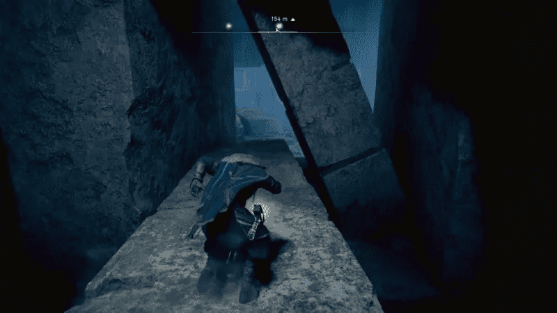 Running across the pillars to reach the center