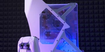 While watercooling consoles is nothing new, what nhenhophach has done to the PlayStation 5 remains an amazing feat.