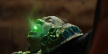 For a scene where someone is supposedly stealing someone's life essence away, Shang Tsung's lone fatality in the Mortal Kombat film feels flat.