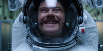 For All Mankind is an excellent space drama that offers an alternative take on history should the Soviet Union have won the space race.