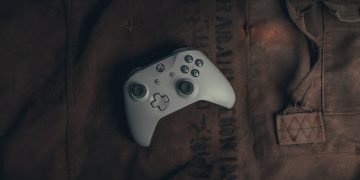 Microsoft just keeps giving audiences a reason not to upgrade to the latest tech if it's not necessary.