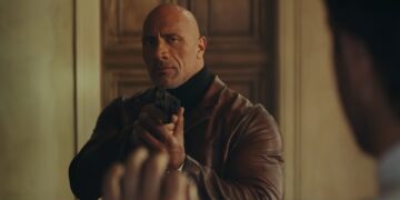 Red Notice looks like a fun action romp that has the potential to become Netflix's biggest hit.