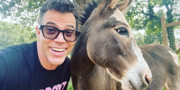 Steve-O is currently making rounds as part of his The Bucket List Tour.
