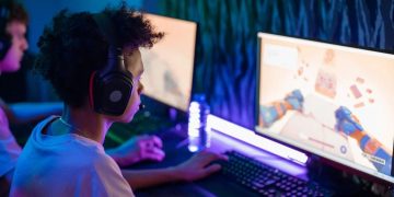 Certain titles can run at 120fps on the PS5 and Xbox Series X on compatible displays, but the question is, are such gaming monitors worth it?