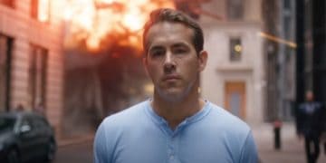 Ryan Reynolds is on a roll lately, starring in several big-time movies in a row within the same year.