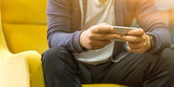 After a failed attempt in 2015, Sony is going back to try mobile gaming again in 2021.