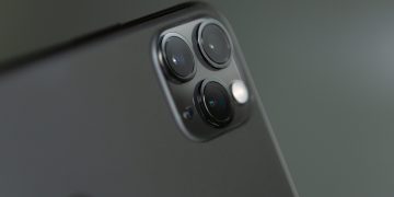 The move to a 48MP camera for the iPhone 14 is big considering that the iPhone 13 only has a 12MP camera.