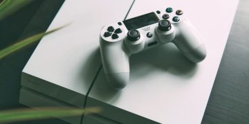 If Sony stopped supporting the PS4 in 2021, it would mark the first time that the console manufacturer discontinued a gaming console less than a decade into its release.