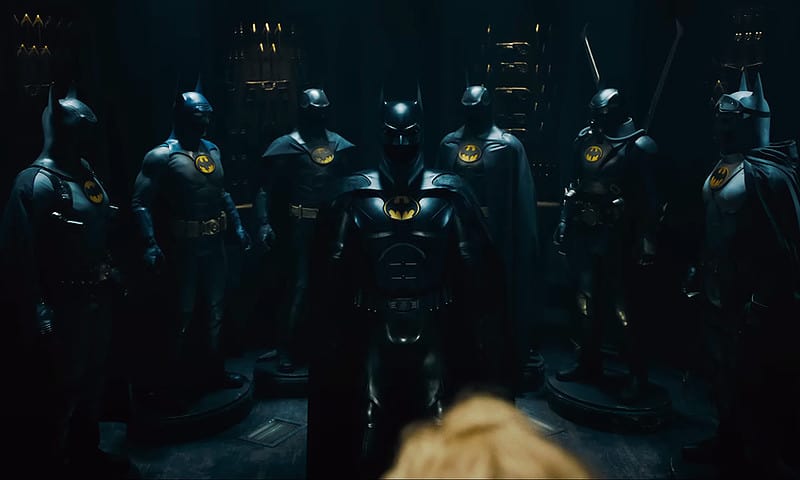 the-flash-second-trailer-more-batman-affleck-keaton-SUITS