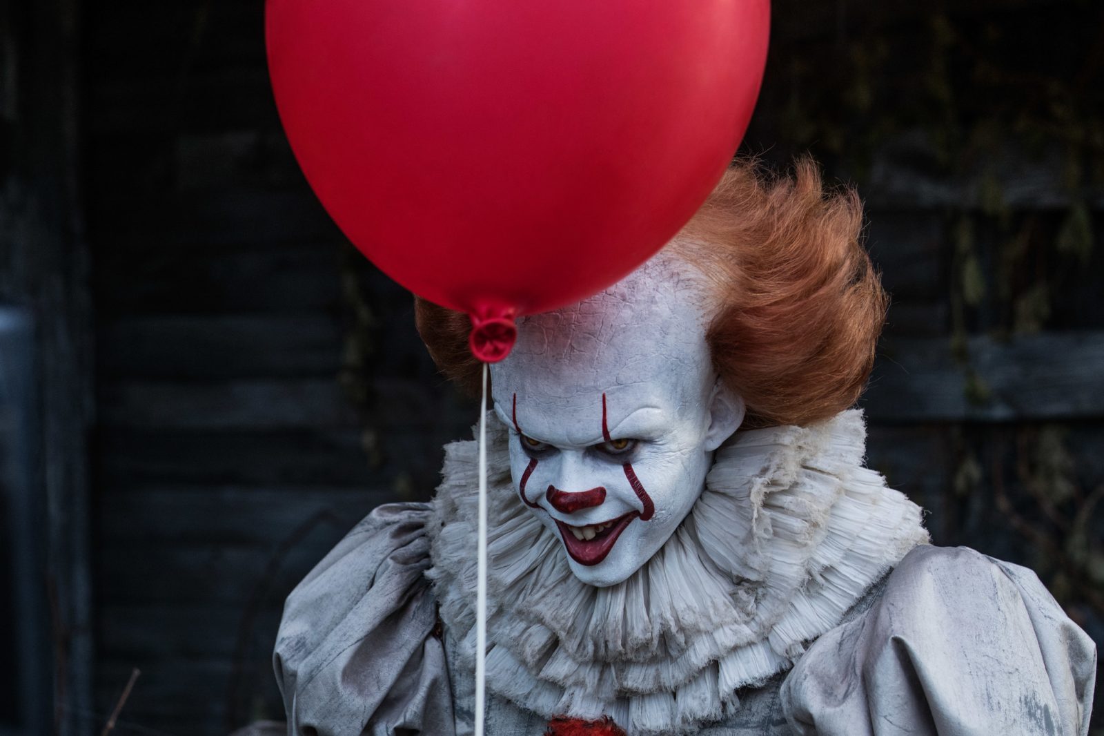 stephen-king-it-coming-to-max-halloween