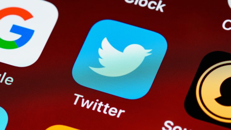 More and more companies are starting to end their support for Twitter/X.