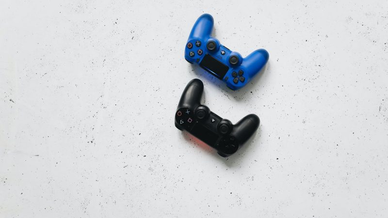 At this point, the least that Sony can do is to find a way to make the DualSense backwards compatible on PlayStation 4.